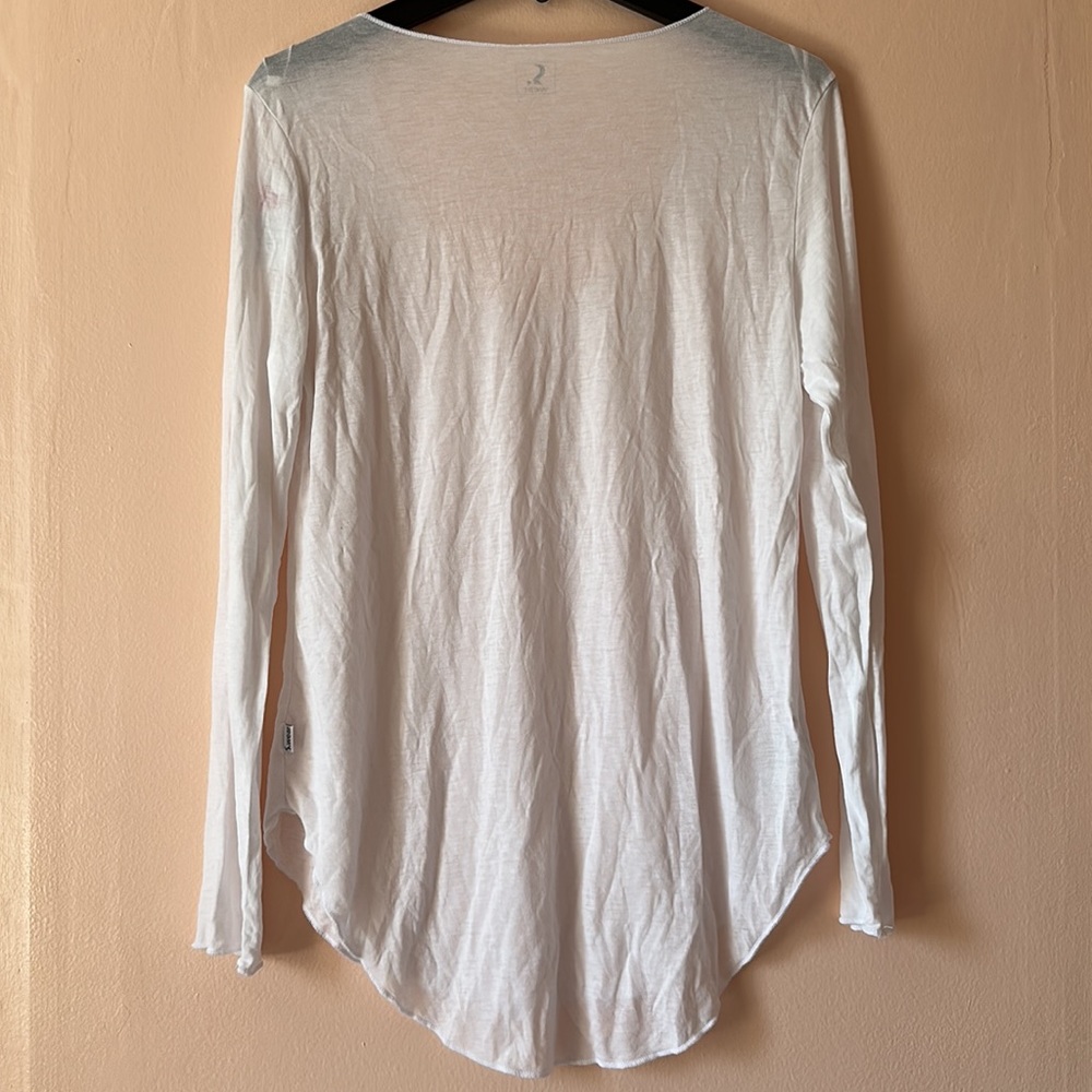 S.Wear White Long-sleeve Top - Picture 2 of 4